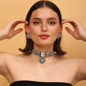 Suhana Pakistani Kundan Choker Set
