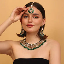 Yuvrani Green Kundan Semi Bridal Heritage Set