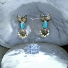 German Silver Monalisa Stone Earrings