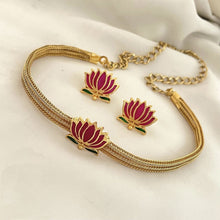 Lotus Matte Gold Choker Set
