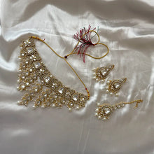 Manasa Polki Choker Necklace Set