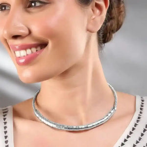 Shreeni Textured Statement Hasli Necklace