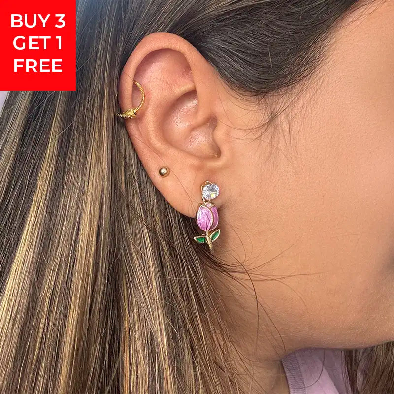 Tvesa Single AD Stud Earrings