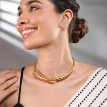 Shreeni Textured Statement Hasli Necklace