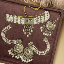 Shravya Kundan Pearl Choker Set