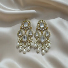 Anumita Kundan Earrings
