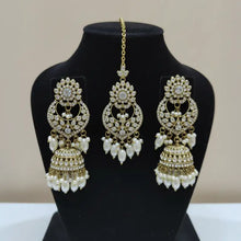 Ruhi Kundan Jhumka MaangTikka Set