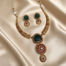 Vihana Antique Gold Hasli Necklace Set