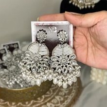 Aastha Kundan Earrings