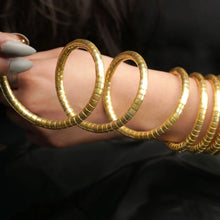 Tribhanga Spiral Cuffs Gold
