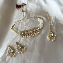 Bhargavi Big Studs Polki Choker Set