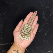 Shravya Kundan Pearl Choker Set