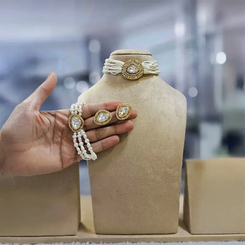 Vaibhavi Polki Choker Set