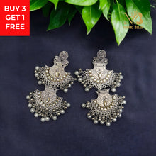 Pavitra Drop Jhumkas