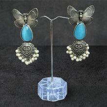 German Silver Monalisa Stone Earrings