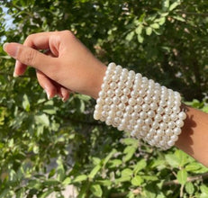Pearl Spiral Cuff - white