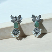 German Silver Monalisa Stone Earrings