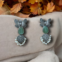 German Silver Monalisa Stone Earrings