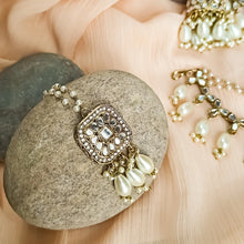 Pearl Bahubali Maang Teeka Set