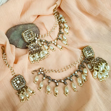 Pearl Bahubali Maang Teeka Set