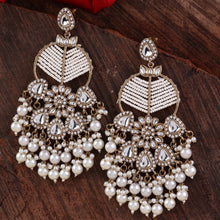 Aastha Kundan Earrings
