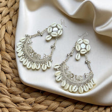 Tiara Kaudi Shells Silver Oxidised Earrings