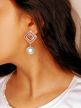 Diamond shaped pearl Silver Earrings