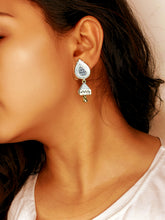 White copper Jhumka earrings