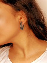 Vogue small hoop Earrings