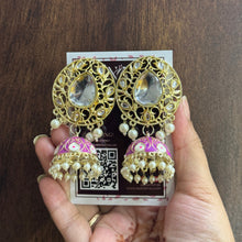 Aarvi Gold Kundan Jhumka Earrings