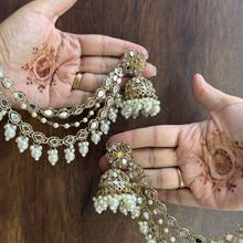 Supriya Mirror Jhumka and Maang Teeka Set