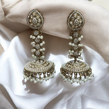 Qayamat Pakistani Long Jhumka
