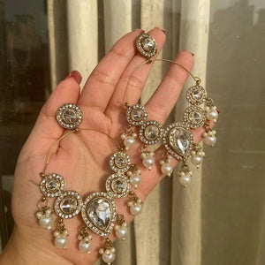 Tripti Kundan Chandbali Earrings