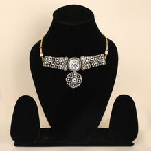 Suhana Pakistani Kundan Choker Set