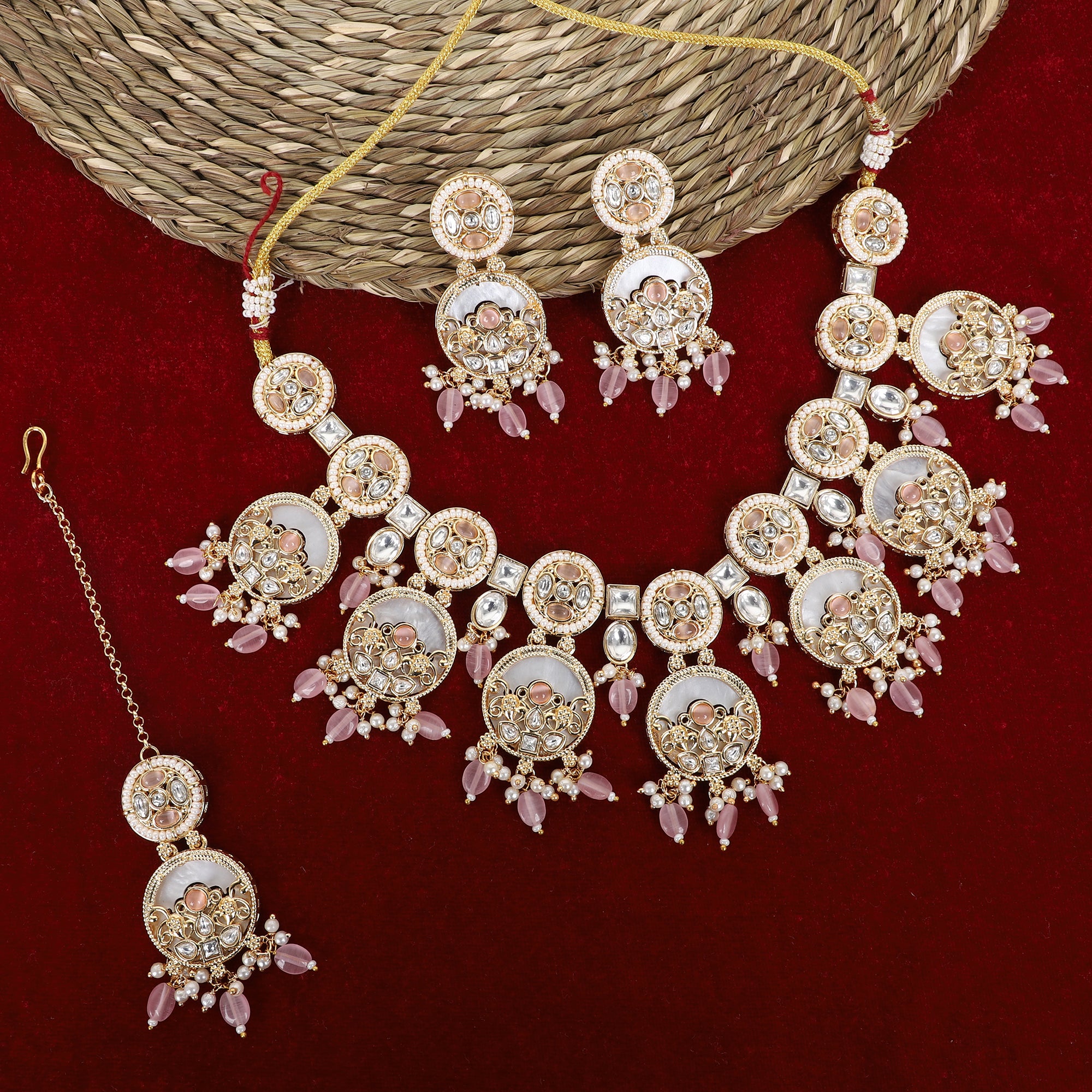 Vaidehi Pink Radiance Set