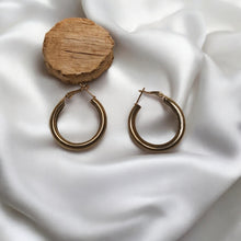 Vogue small hoop Earrings
